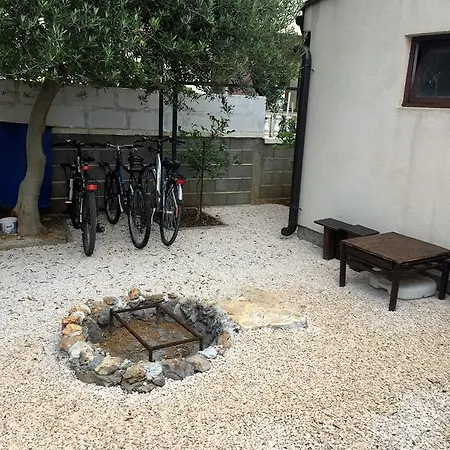Miler Appartement Vir